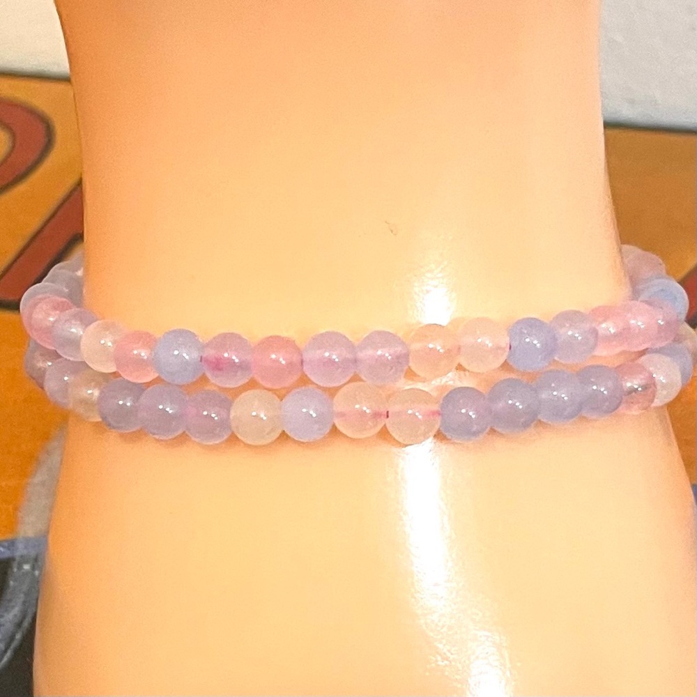 Handmade Morganite Jade Beaded Stretch Bracelet 4mm Stackable Pastel NIB Unisex - Picture 6 of 7